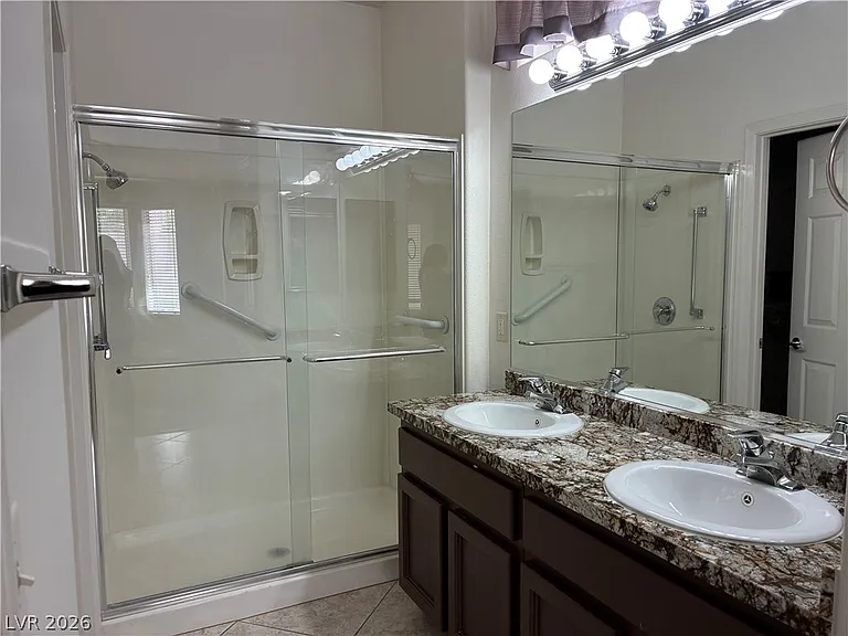 2581 Leighton Ave — Photo 15