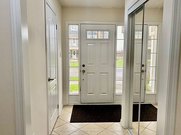 2nd image of 39 Suitor Ct