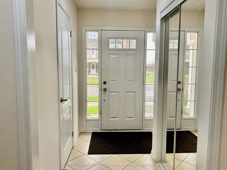 39 Suitor Ct — Photo 2