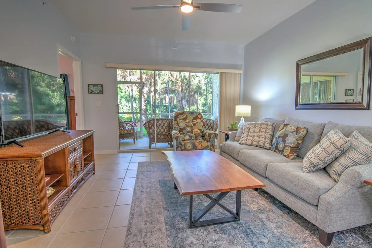 2 bed, 2.0 bath, 1399 sqft, $2,705 — Photo 1