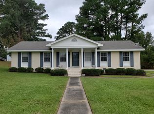 223 Five Points Rd, Dudley, NC 28333