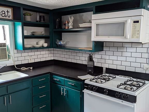 5th image of 2315 13th St #2315