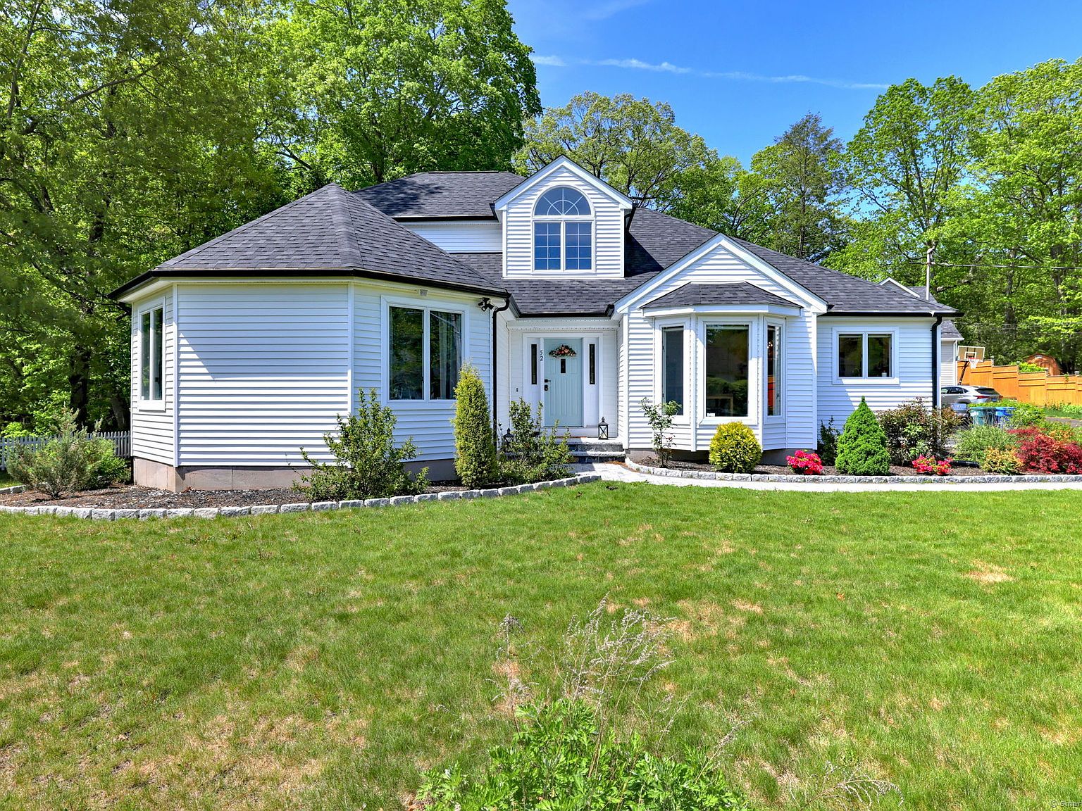 52 Robin Hill Lane, Hamden, CT 06518 | Zillow