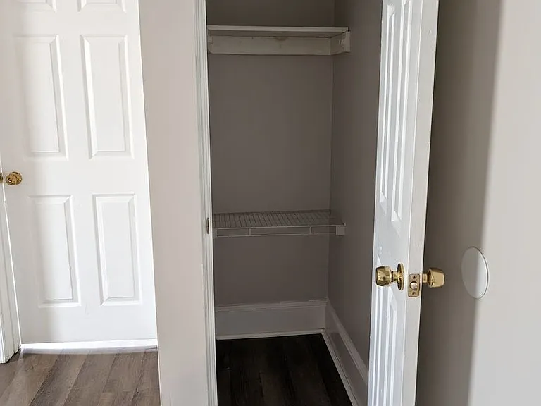 2227 Linden Ave — Photo 11