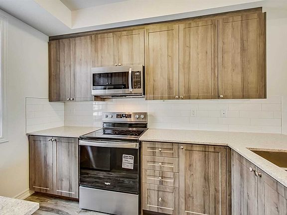 4th image of 370 Hopewell Ave #214