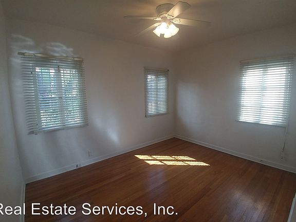 4th image of 750 S Detroit St APT 1