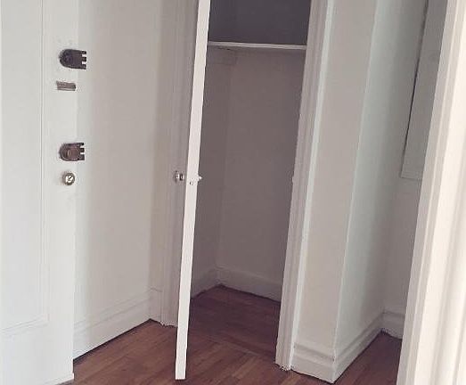 2nd image of 505 62nd St APT C4
