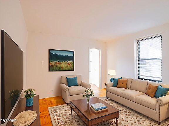 4th image of 35 Oliver St Unit 1D