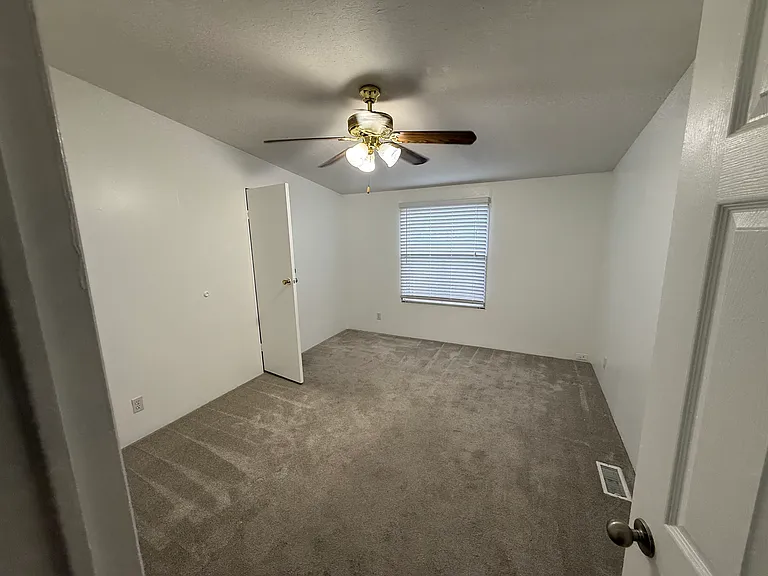 11101 E Sunset Dr — Photo 14
