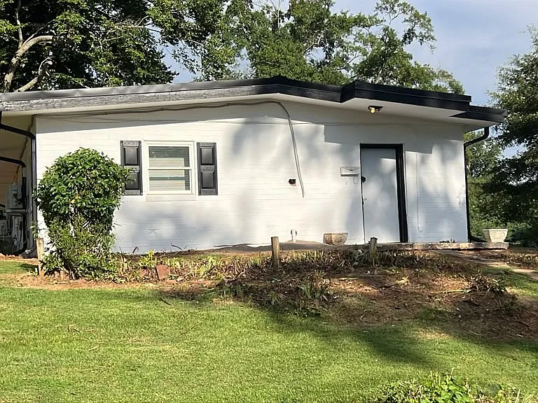 115 Norris Ct — Photo 1