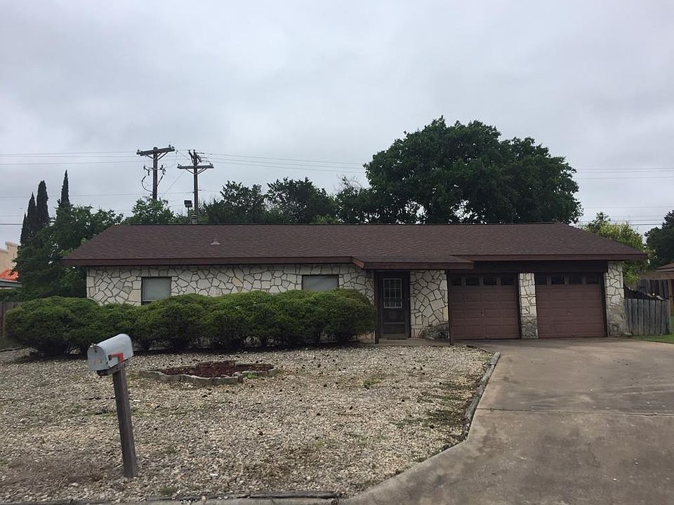 1st image of 803 Laura Belle Dr