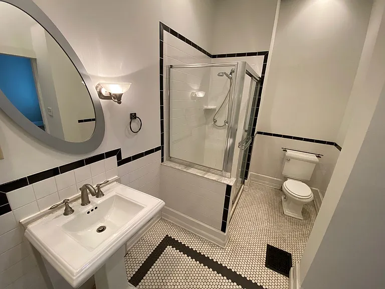 60 Smith Pl — Photo 6