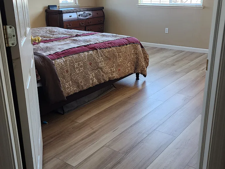 403 Ferry Cir — Photo 9