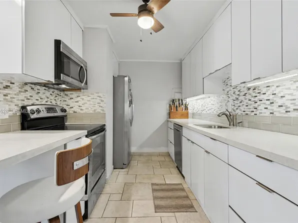 211 S Ocean Dr APT 205, Hollywood, FL 33019