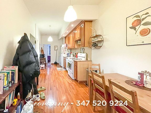 4th image of 239 Troutman St #2R2