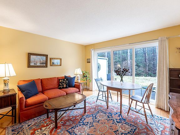 3rd image of 285 Woodhaven Drive #7G