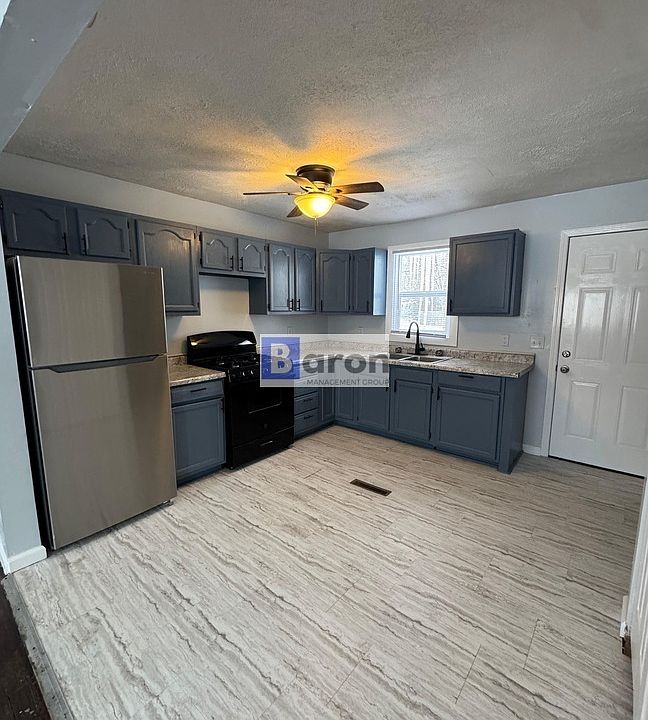1st image of 1118 N Olive St