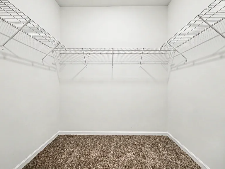 1007 Maylen Trce — Photo 17