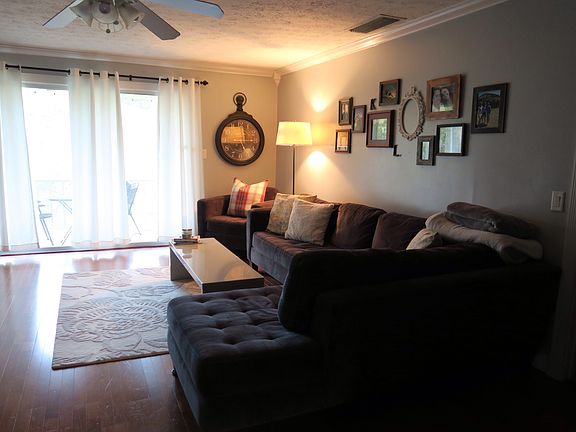 Crown Molding Wood Floors