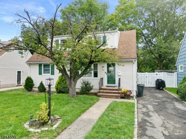 114 Merkel Dr, Bloomfield Twp., NJ 07003