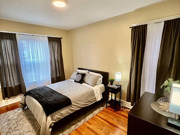4th image of 725 Leland Ave Floor 1