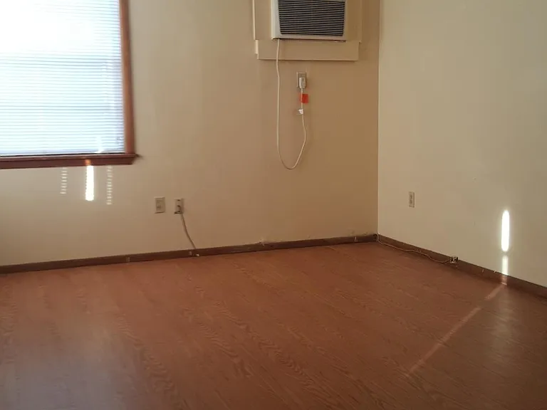 1616 NW Lawton Ave — Photo 3