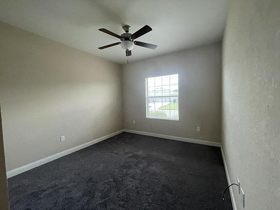 2nd image of 151 Eloise Oaks Dr