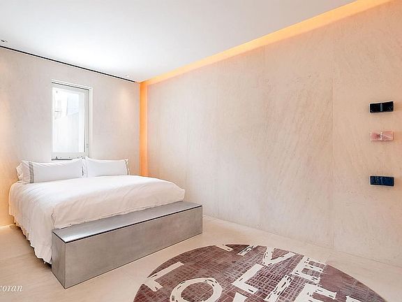 5th image of 53 N Moore St #Penthouse 8d