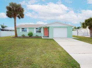 857 E 3rd St, Englewood, FL 34223