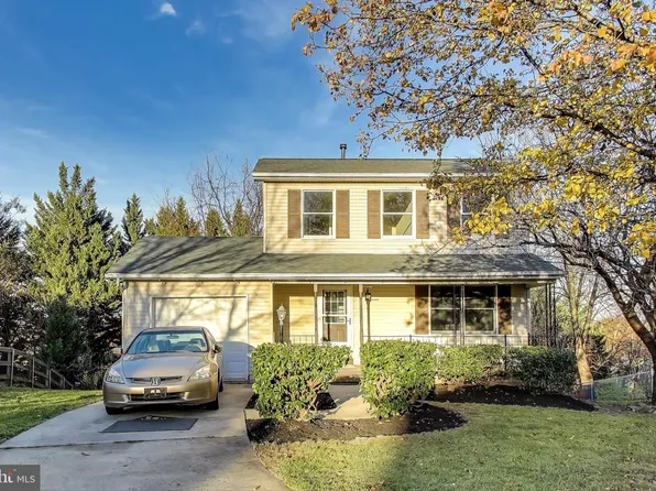 1009 Cheryls Ct, Frederick, MD 21703