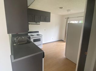 1104 S East Ave, Holdrege, NE 68949