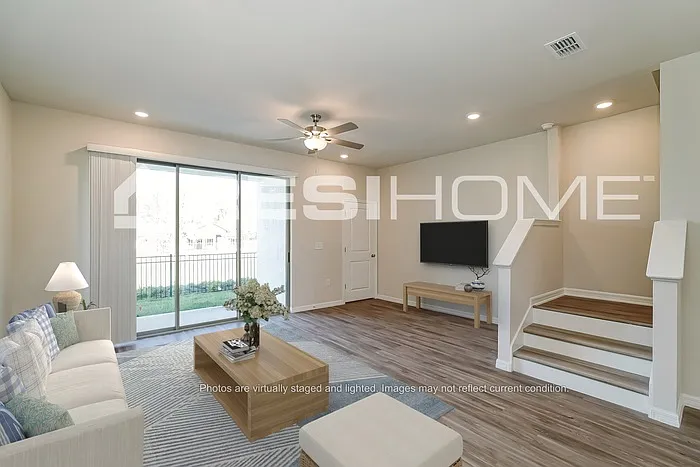 28483 Wave Crest Pl — Photo 5