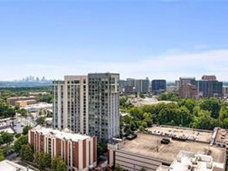 3325 Piedmont Rd NE #2205 — Photo 38