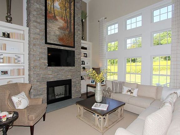 3rd image of 26 Stonehollow Dr