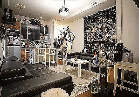 2nd image of 17 Troutman St APT 3B