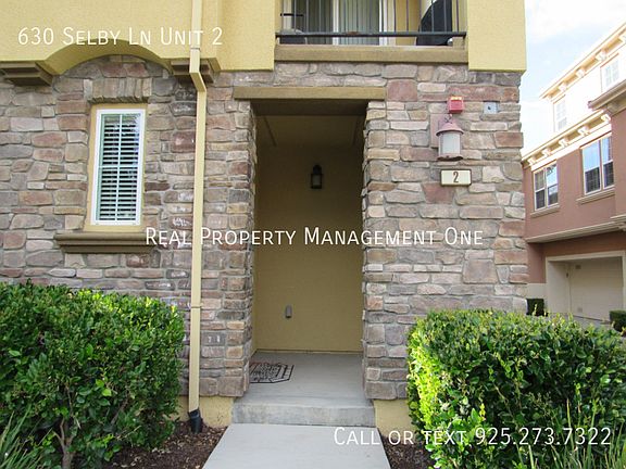 2nd image of 630 Selby Ln Unit 2