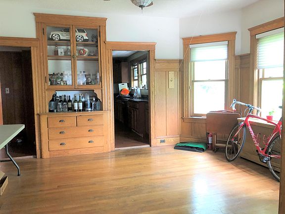 4th image of 132 North St #2