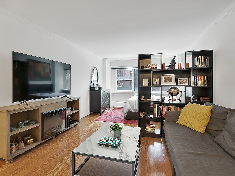 1st image of 153 E 57th St APT 3F