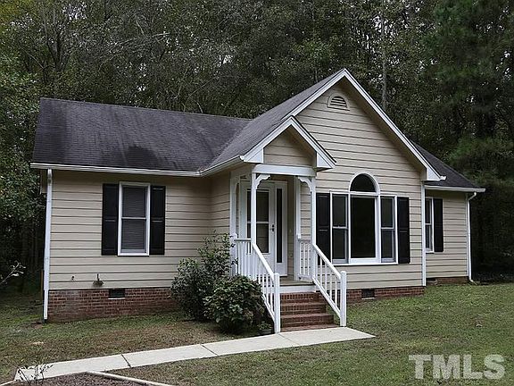 2nd image of 308 Mueller Dr