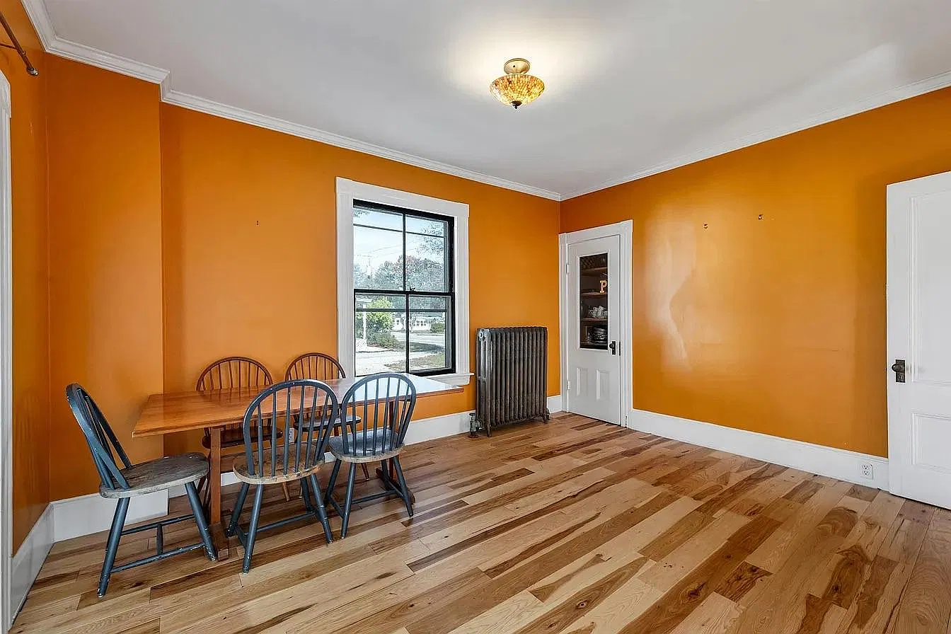 2 bed, 1000 sqft, $2,400 — Photo 4
