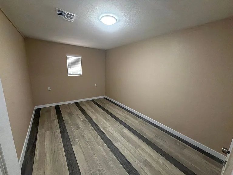 5810 W Earll Dr — Photo 15
