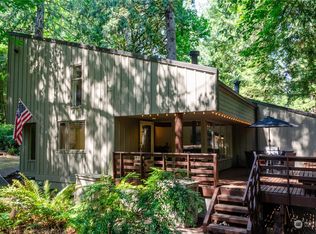 741 E Promontory Rd, Shelton, WA 98584