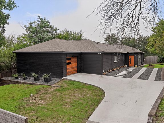 2nd image of 3305 Hycreek Dr