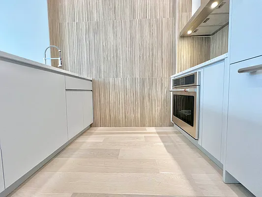 Rented by Doorway NYC, LLC | media 39