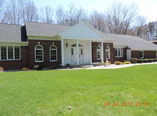 548 Roundtree Ne, ADA, MI 49301