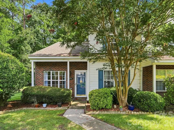 10171 Reindeer Way Ln, Charlotte, NC 28216