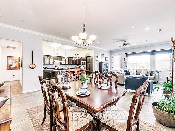 4th image of 3646 Robinwood Ave