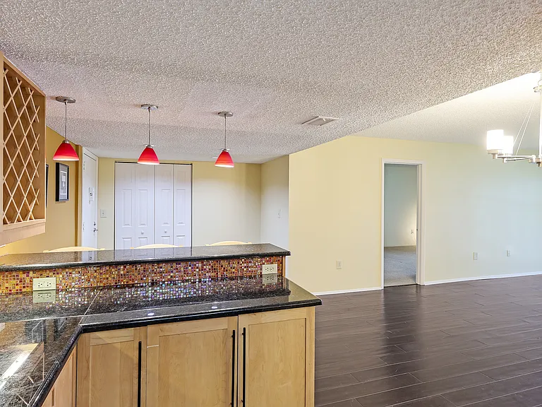 6116 43rd St W #201DAPT-201D — Photo 9
