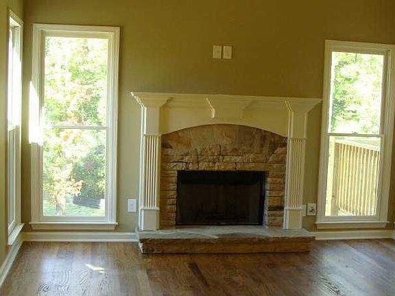 5th image of 768 Fallwood Ct NW
