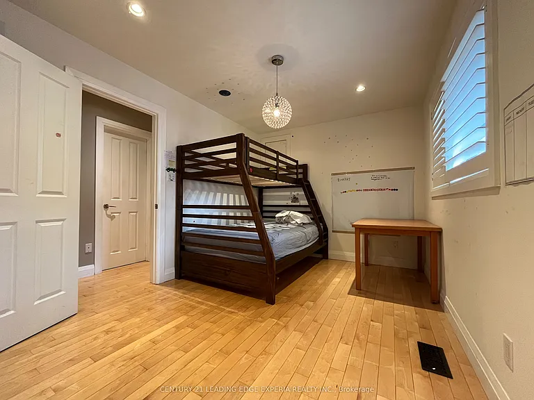 5 Southdale Dr — Photo 18